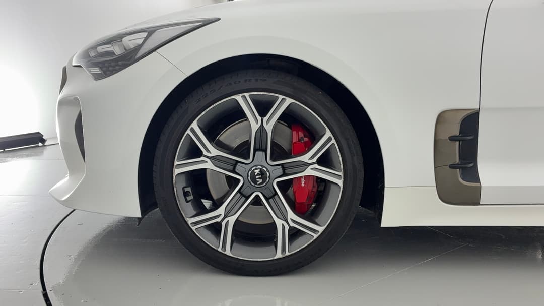 2020 Kia Stinger Gt (red Leather), Automatic, 82548 km, Left Front Wheel