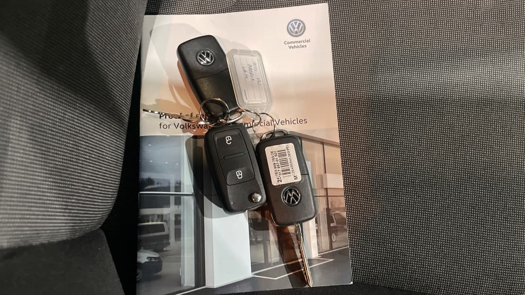 2021 Volkswagen Amarok Tdi420 Core 4motion, Automatic, 44504 km, Key Close-up