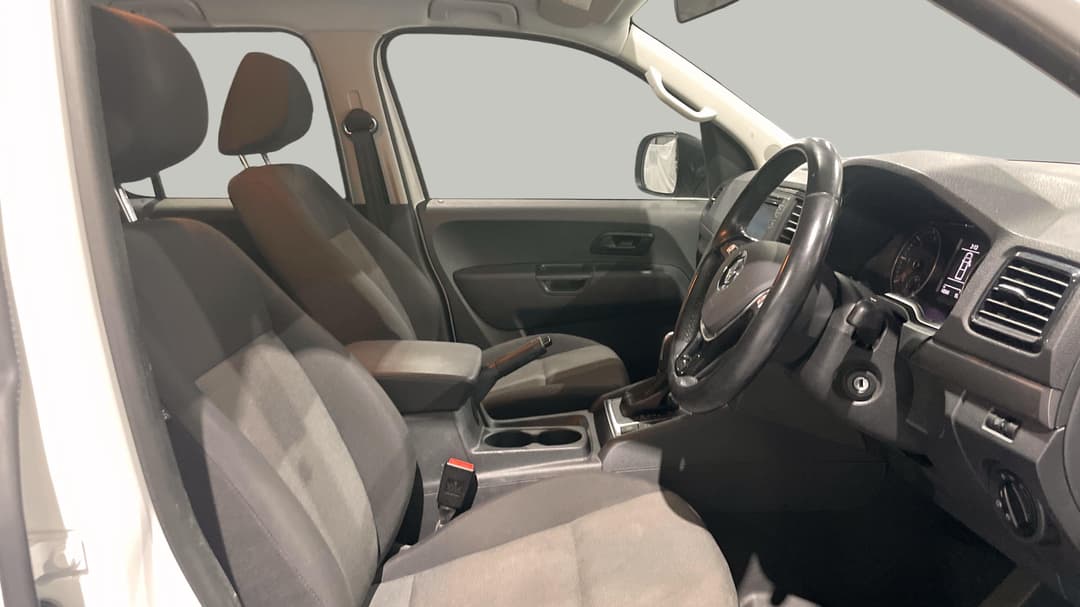 2021 Volkswagen Amarok Tdi420 Core 4motion, Automatic, 44504 km, Right Side Front Door Cabin View