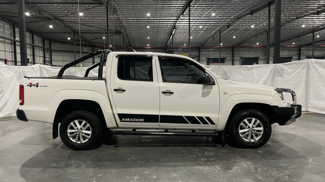 2021 Volkswagen Amarok Tdi420 Core 4motion, Automatic, 44504 km, Right Side View