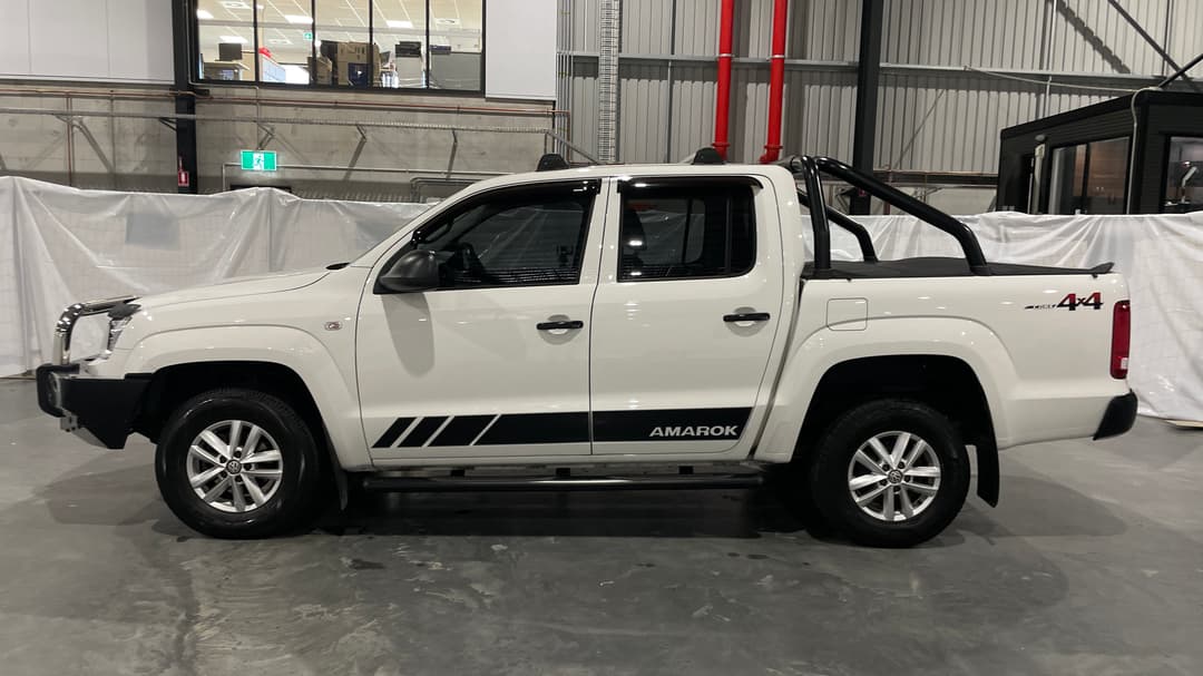 2021 Volkswagen Amarok Tdi420 Core 4motion, Automatic, 44504 km, Left Side View