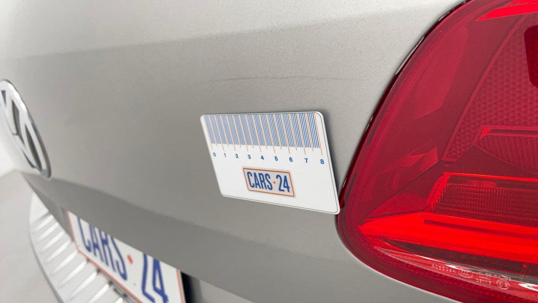 Boot / Tailgate Tailgate Scratch