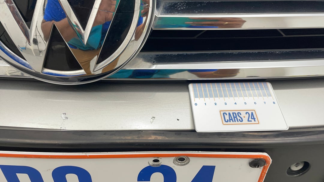 Bumper Front Scratch