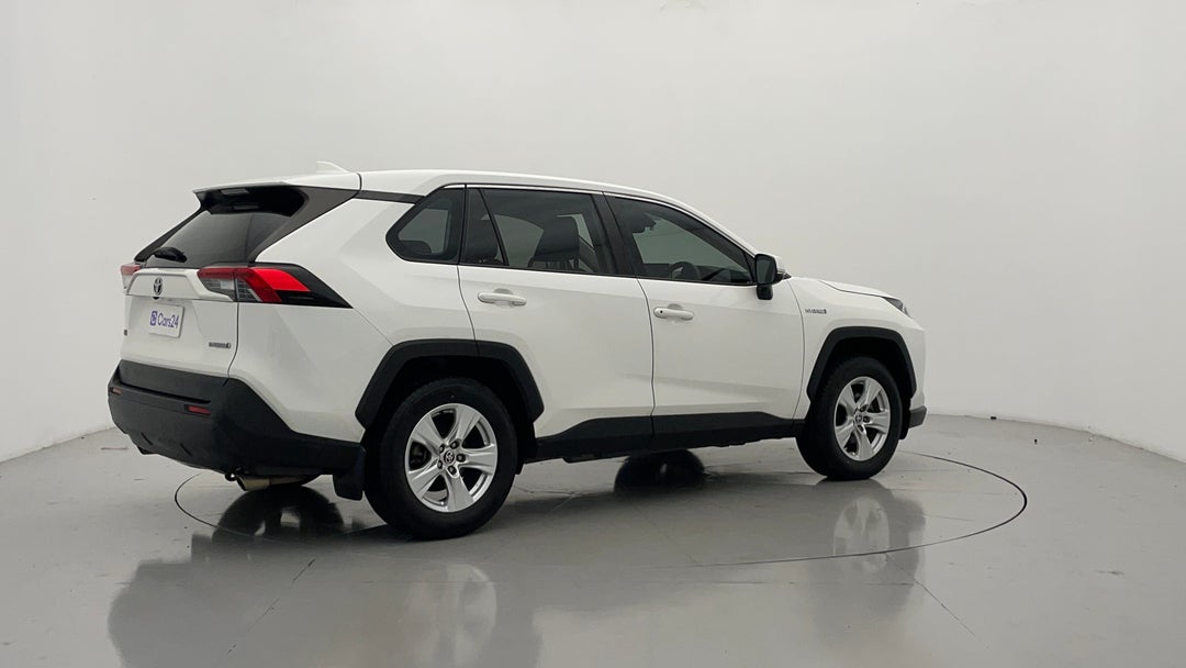 Right Back Diagonal (45- Degree) View