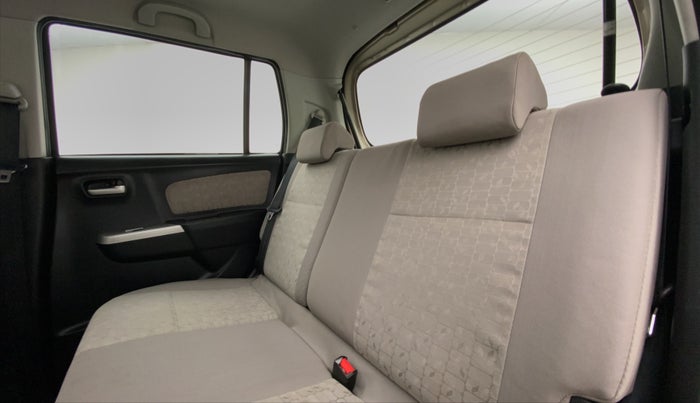 2014 Maruti Wagon R 1.0 VXI, Petrol, Manual, 45,572 km, Right Side Door Cabin View