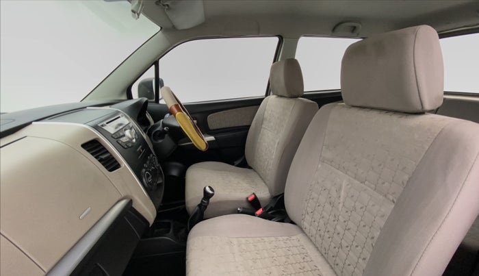 2014 Maruti Wagon R 1.0 VXI, Petrol, Manual, 45,572 km, Right Side Front Door Cabin View