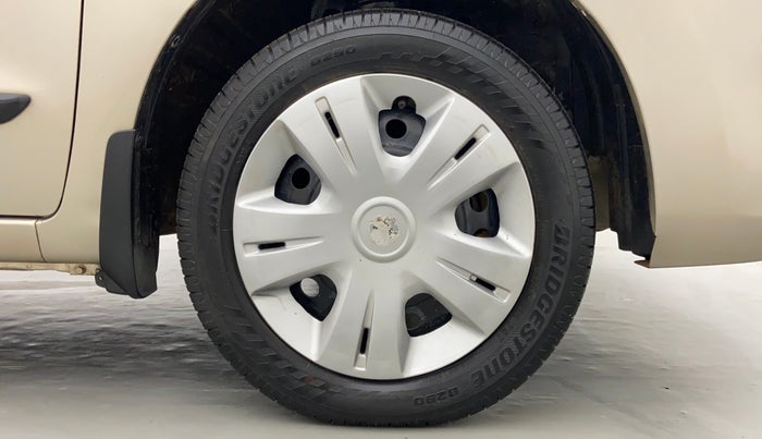 2014 Maruti Wagon R 1.0 VXI, Petrol, Manual, 45,572 km, Right Front Tyre