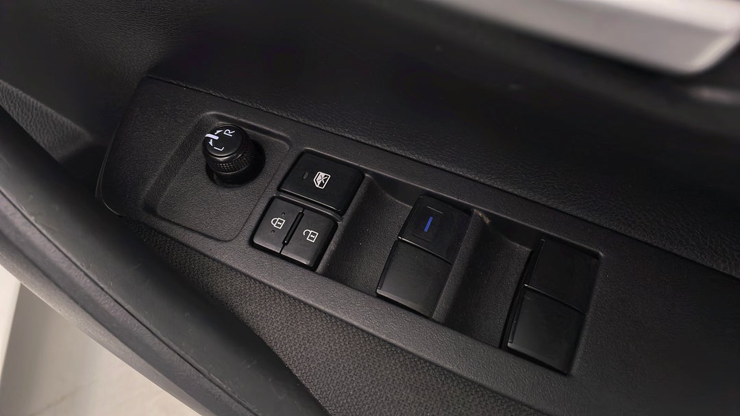 2019 Toyota Corolla Ascent Sport, Automatic, 83233 km, Drivers Side Door Panel Controls