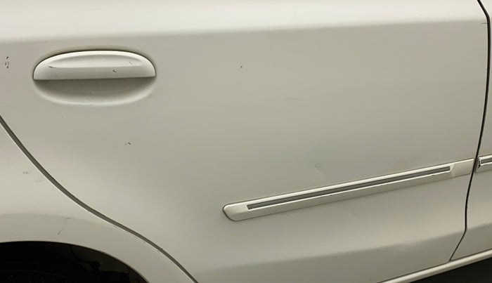 2011 Toyota Etios G SP, Petrol, Manual, 96,267 km, Right rear door - Slightly dented