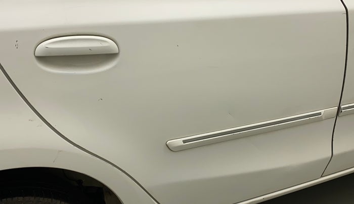 2011 Toyota Etios G SP, Petrol, Manual, 96,269 km, Right rear door - Minor scratches