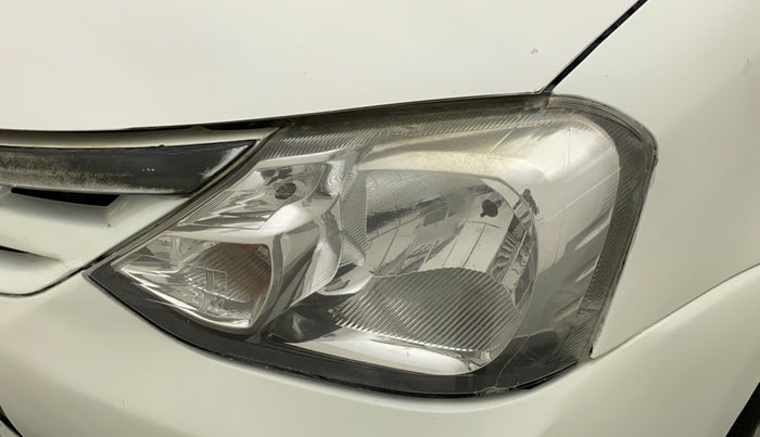 2011 Toyota Etios G SP, Petrol, Manual, 96,145 km, Left headlight - Minor scratches