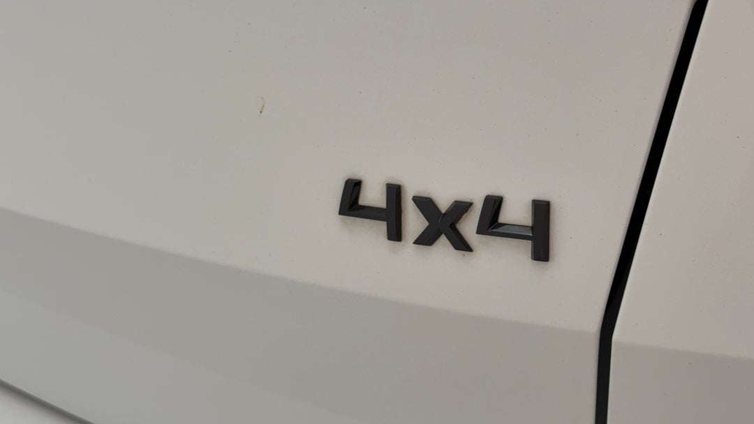 2022 SKODA Karoq Sportline (4x4), Automatic, 25854 km, Badge (Boot Right Side)