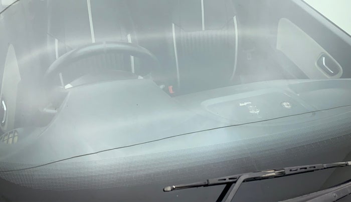 2019 Maruti Alto LXI CNG, CNG, Manual, 98,605 km, Front windshield - Minor spot on windshield