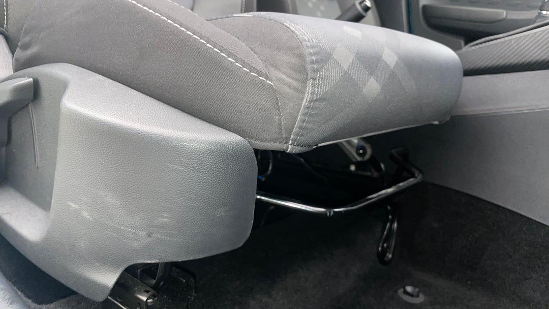 2022 MG Mg3 Auto Core, Automatic, 46978 km, Drivers Side Adjustment Panel