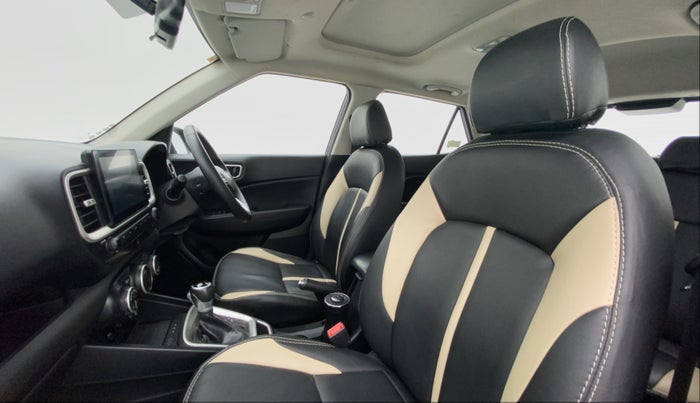 2019 Hyundai VENUE SX PLUS 1.0 TURBO DCT, Petrol, Automatic, 26,253 km, Right Side Front Door Cabin