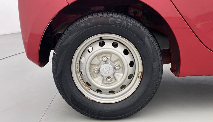 2016 Hyundai Eon ERA PLUS, Petrol, Manual, 28,786 km, Right Rear Wheel