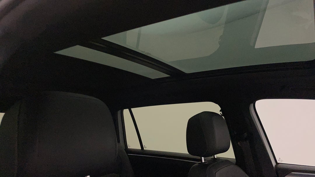 2020 Volkswagen Tiguan Allspace 162 Tsi Highline, Automatic, 144640 km, Interior Sunroof/Moonroof