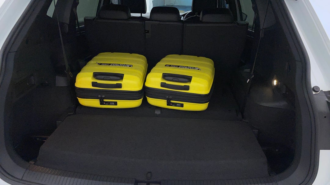 2020 Volkswagen Tiguan Allspace 162 Tsi Highline, Automatic, 144640 km, Boot Inside View with Luggage