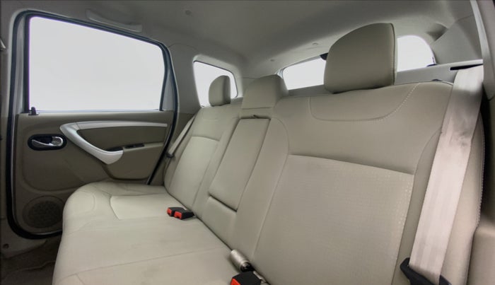 2016 Nissan Terrano XL 85 PS DEISEL, Diesel, Manual, 63,839 km, Right Side Rear Door Cabin