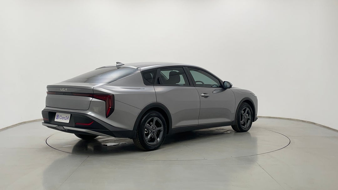 2025 Kia K4 S, Automatic, 7228 km, Right Back Diagonal (45- Degree) View