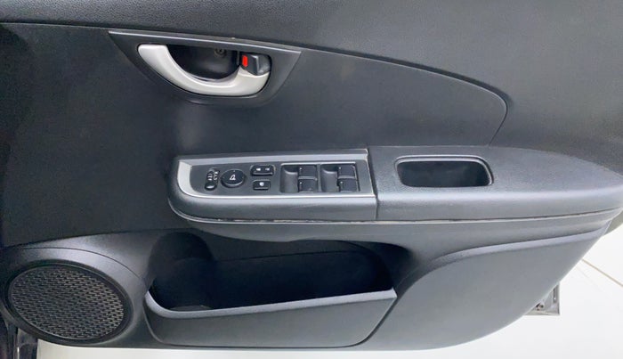 2017 Honda BR-V 1.5 i-VTEC V, Petrol, Manual, 75,982 km, Driver Side Door Panels Control