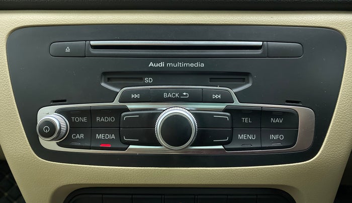 2017 Audi Q3 30TFSI Premium Plus, Petrol, Automatic, 67,769 km, Infotainment System