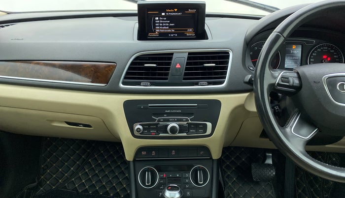 2017 Audi Q3 30TFSI Premium Plus, Petrol, Automatic, 67,769 km, Air Conditioner