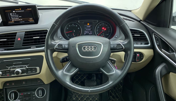 2017 Audi Q3 30TFSI Premium Plus, Petrol, Automatic, 67,769 km, Steering Wheel Close Up