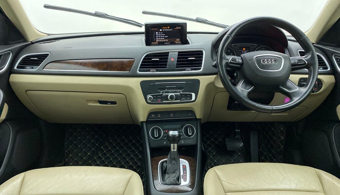 2017 Audi Q3 30TFSI Premium Plus, Petrol, Automatic, 67,769 km, Dashboard
