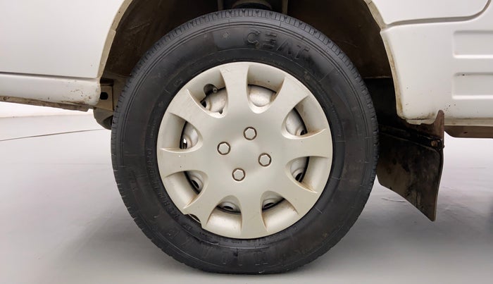 2016 Maruti OMNI E STD, Petrol, Manual, 19,957 km, Left Front Wheel