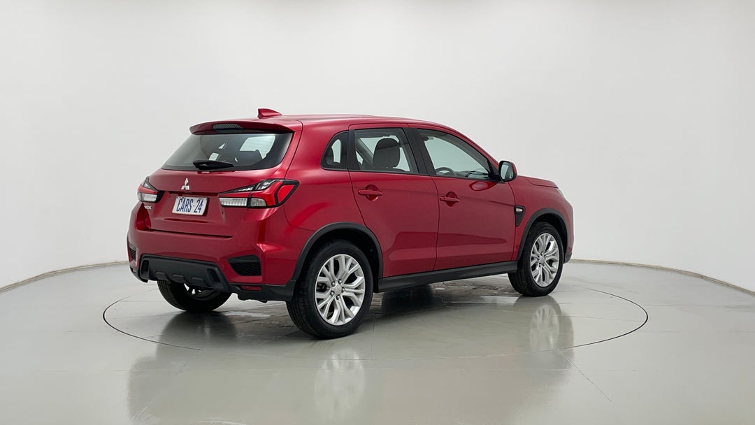 Right Back Diagonal (45- Degree) View