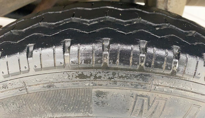 2019 Maruti Eeco 5 STR WITH AC PLUSHTR, Petrol, Manual, 21,554 km, Left Rear Tyre Tread