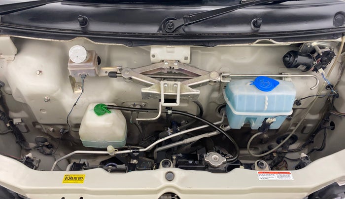 2019 Maruti Eeco 5 STR WITH AC PLUSHTR, Petrol, Manual, 21,554 km, Engine Bonet View