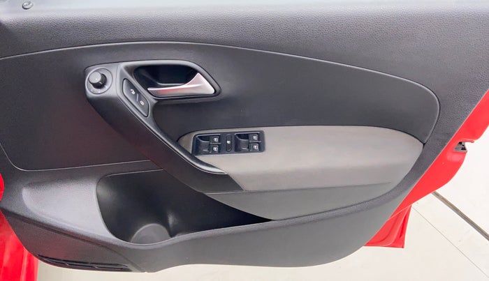2015 Volkswagen Polo GT TSI 1.2 PETROL AT, Petrol, Automatic, 25,394 km, Driver Side Door Panels Controls