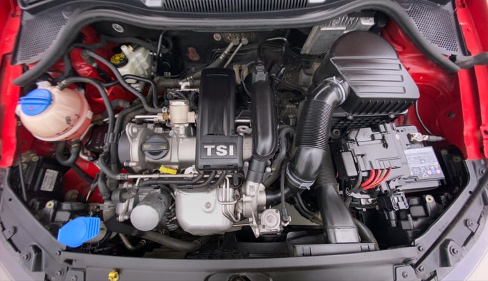 2015 Volkswagen Polo GT TSI 1.2 PETROL AT, Petrol, Automatic, 25,394 km, Engine Bonet View