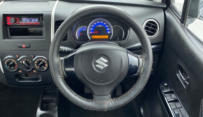 2014 Maruti Wagon R Stingray VXI, Petrol, Manual, 50,467 km, Steering Wheel Close Up