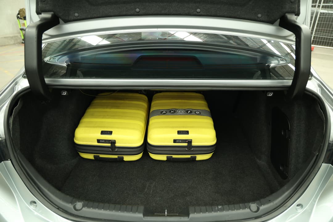 2016 Mazda 3 Maxx, Manual, 146155 km, Boot Inside View with Luggage
