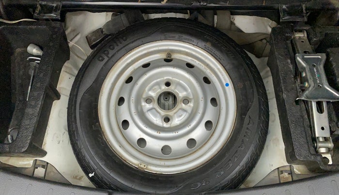 2017 Maruti Wagon R 1.0 LXI, Petrol, Manual, 26,604 km, Spare Tyre