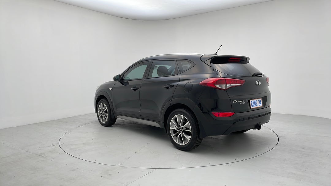 Left Back Diagonal (45- Degree) View