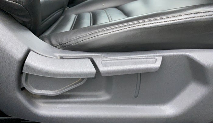 2021 Hyundai AURA S CNG, CNG, Manual, 42,531 km, Driver Side Adjustment Panel