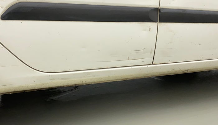2010 Hyundai i10 MAGNA 1.2, Petrol, Manual, 17,835 km, Right running board - Slightly dented