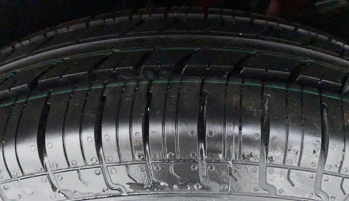 2018 Maruti Dzire VXI, Petrol, Manual, Left Rear Tyre Tread