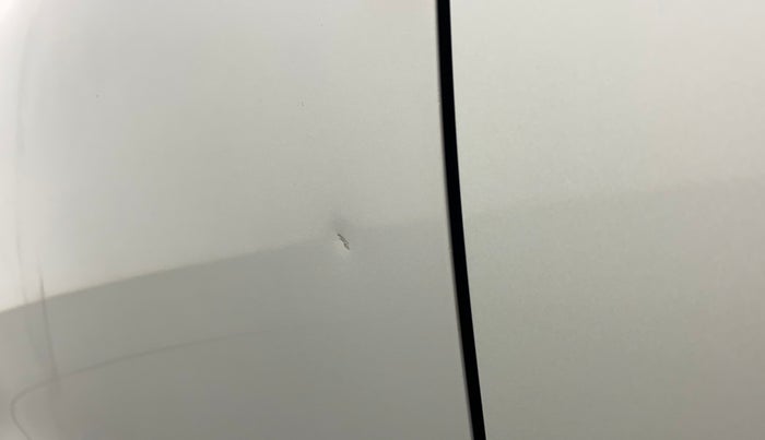 2018 Maruti Swift VXI AMT, Petrol, Automatic, 49,614 km, Front passenger door - Slightly dented