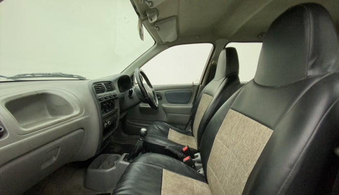 2011 Maruti Alto K10 VXI, Petrol, Manual, 73,641 km, Right Side Front Door Cabin