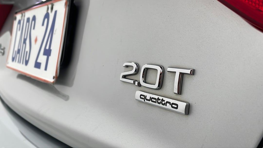 Badge (Boot Right Side)