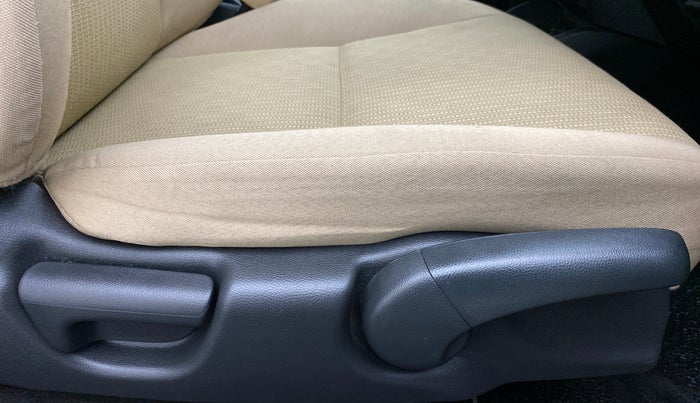 2018 Honda Jazz 1.2 V MT, Petrol, Manual, 22,413 km, Driver Side Adjustment Panel