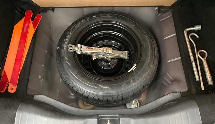 2018 Honda Jazz 1.2 V MT, Petrol, Manual, 22,413 km, Spare Tyre