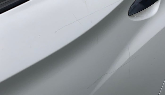 2014 Hyundai Eon D LITE PLUS, Petrol, Manual, 16,447 km, Rear left door - Minor scratches