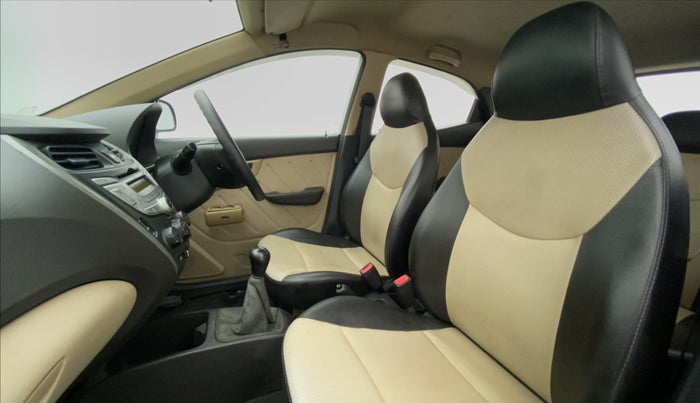 2014 Hyundai Eon D LITE PLUS, Petrol, Manual, 16,447 km, Right Side Front Door Cabin
