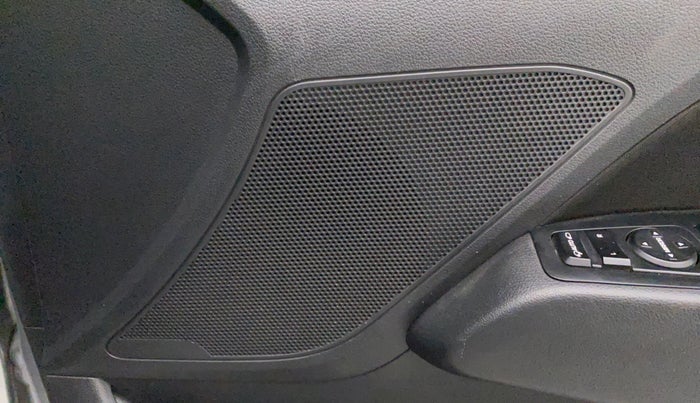 2019 Hyundai New Elantra 1.6 SX MT DIESEL, Diesel, Manual, 21,628 km, Speaker